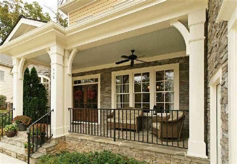 29 Beautiful Front Porch Decorating Ideas 23