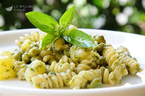 Ricetta Pasta Al Pesto E Piselli Le Ricette Dello Spicchio Daglio