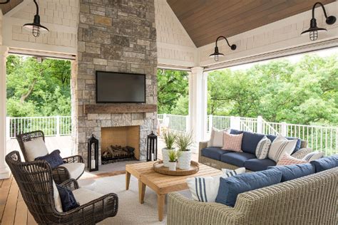 Do you mind explaining the. Blanco Interiores: Nos Hamptons com verde esmeralda!
