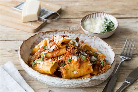 Hellofresh's best meals include classics like italian soup, veggie meals like zucchini & chickpea tagine, and tons more unique recipes. perfect homemade bolognese! | HelloFresh Blog