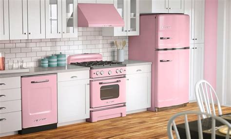 Pin By Debbie Smith On Tiny Home With Images Retro Pink Kitchens