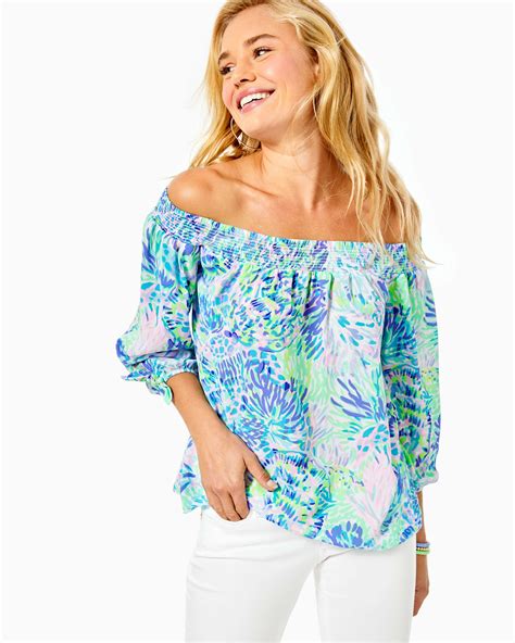 Pin By Aimee Smith On Things To Wear In 2021 Tops Lilly Pulitzer