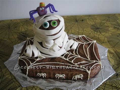 My Dearest Mummy Halloween Birthday Cake