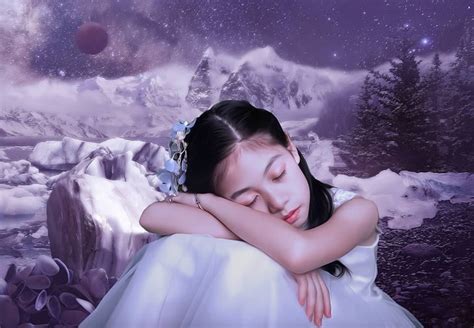 New Neurocognitive Theory Of Dreaming Links Dreams To Mind Wandering