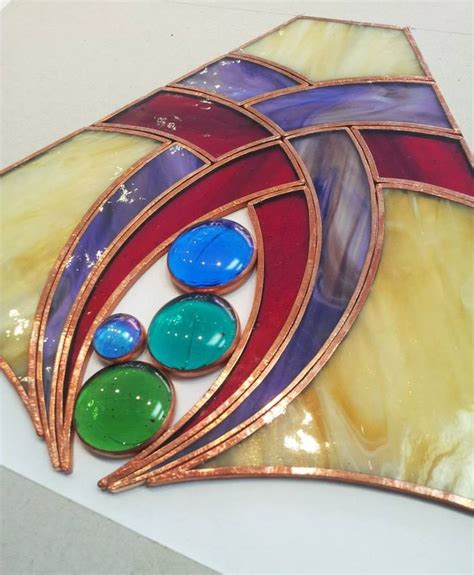 Una Cara De Lampara Tiffany 2365 Stained Glass Ornaments Stained