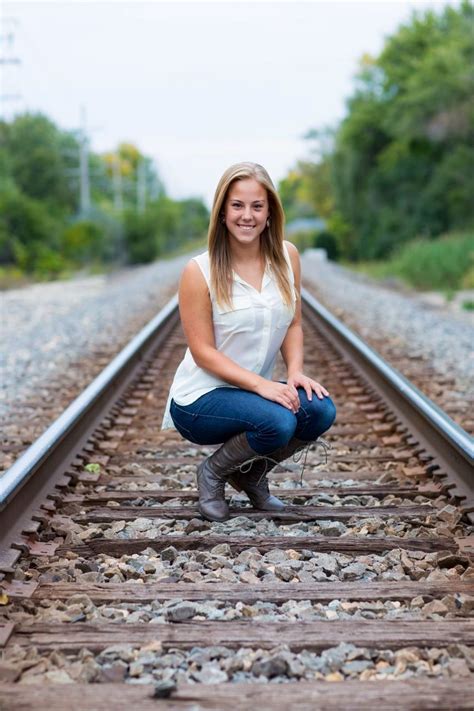 Pin By Lauren Zaremba On Senior Portrait Ideas Track Pictures Pic