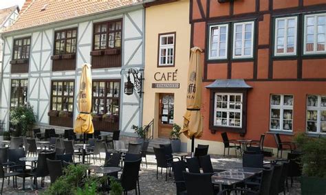 You can look at the address on the map. Cafe & Restaurant Am Finkenherd - 5 Bewertungen ...