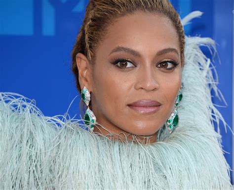 Beyoncé’s New Single ‘break My Soul’ Has Fans Wanting To Quit Their Jobs