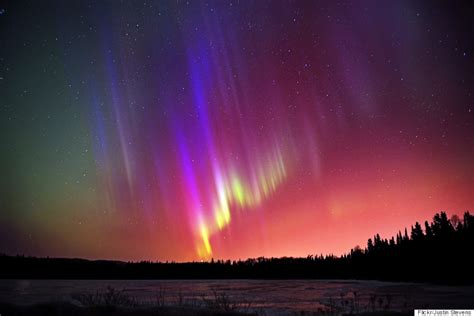 9 Times Canadas Northern Lights Basically Owned The World