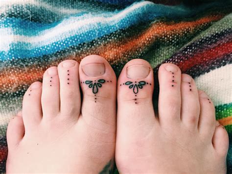 Https://tommynaija.com/tattoo/tattoo On Toes Designs