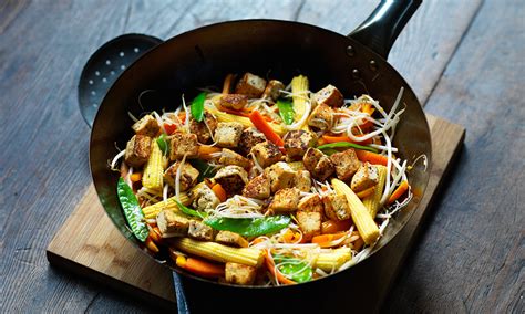 I am lucky my kids love tofu and quinoa! Tofu noodle stir fry | Diabetes UK