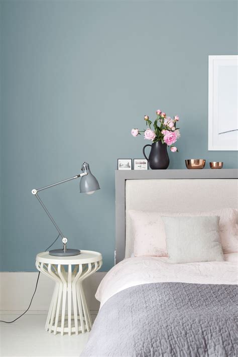 After all, when the world out there is such a crazy place, it's nice to have a calm space to wake up to and lay your head at the end of the the paint color for your bedroom is a very important decision to achieve this goal. Valspar's 2016 Paint Colors of the Year Offer a Palette ...