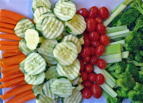 How To Cut Cucumber For Veggie Tray