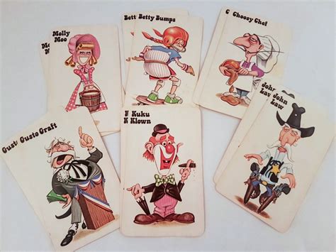 Old maid kan spilles med en standard kortstokk med 52 kort. Vintage 1978 Giant Old Maid Card Game -- Complete 40 Card Set Including Rules by GloriousMorning ...