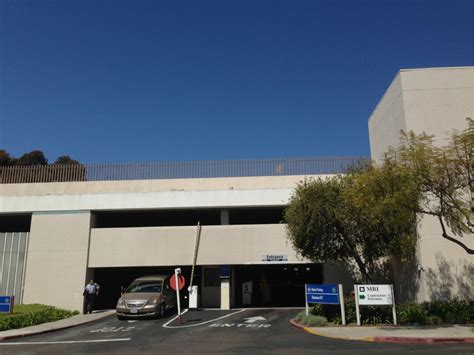 Scripps Mercy Hospital - Parking in San Diego | ParkMe