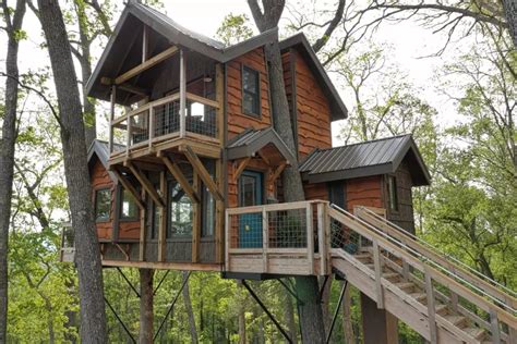 Sanctuary Treehouse Is An Ultimate Overnight Destination In North Carolina