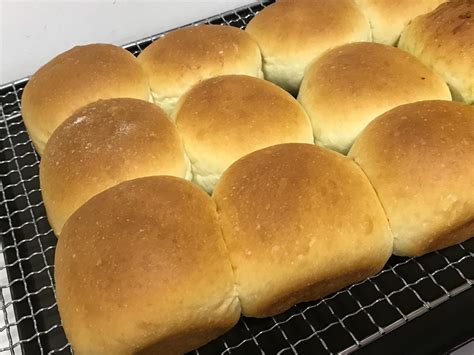 Appricot Bread Rolls Thermomix