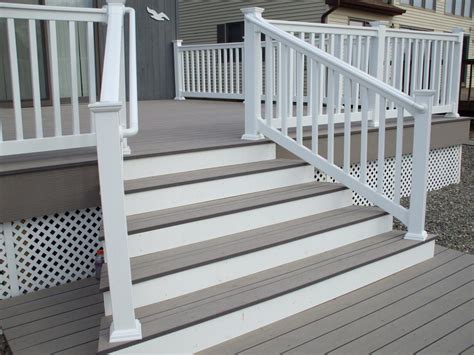 Beautiful Porch Skirting That You Have To Apply Before