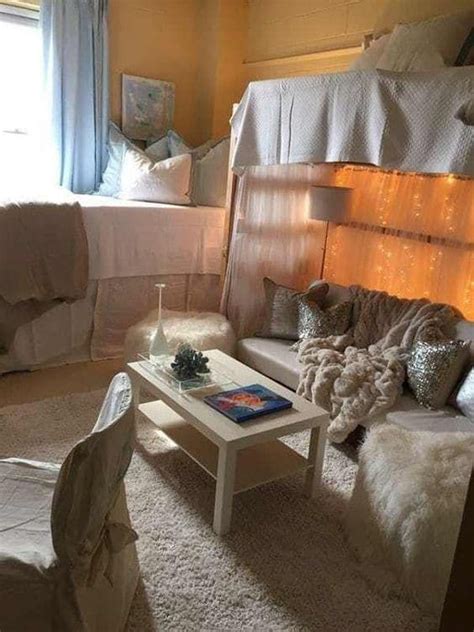 39 Cute Dorm Rooms Were Obsessing Over Right Now By Sophia Lee Cool Dorm Rooms Dorm Room