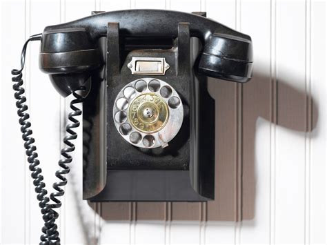 6 Things I Learned When I Stopped Texting and Starting Calling My