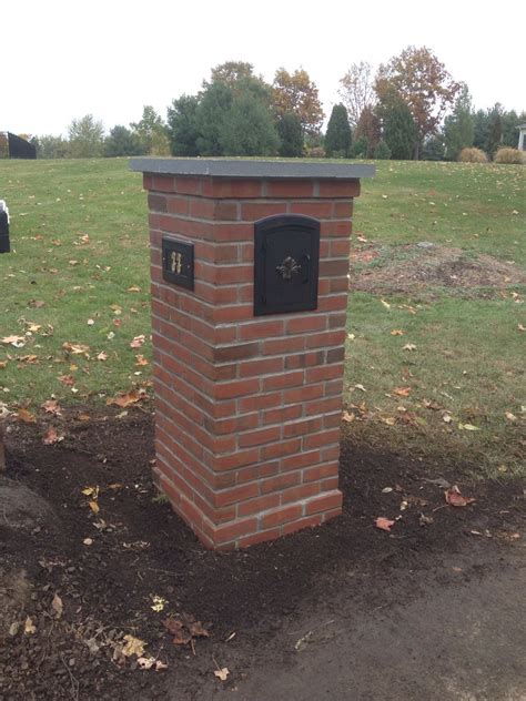Custom Brick Mailbox With A Bluestone Cap Mailbox Garden Diy Mailbox