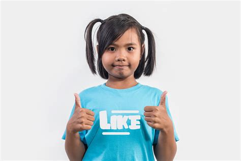 Ayumi hamasaki is best known as a singer. Hamasa By Arendxstudio | TheHungryJPEG.com