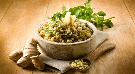 Le caramelle allo zenzero o alla curcuma perfette come rimedi naturali e davvero facili da fare a casa. Come fare il risotto allo zenzero | DeAbyDay