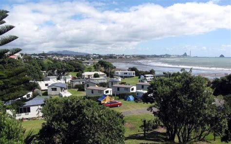 Fitzroy Beach Holiday Park Full Service Camp New Zealand