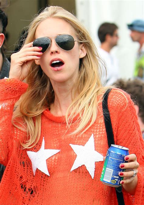 Mary Charteris Almost Shows Nipple At Glastonbury Mirror Online