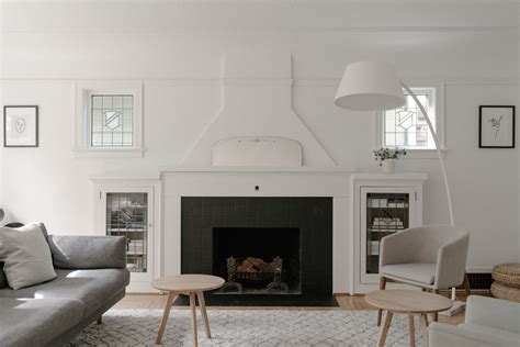 west elm - A Minimal and Monochrome Pre-War Home In Vancouver | Modern ...