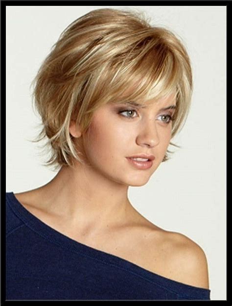 Bob schnitt trendfrisur mit klarem cut gala de. Bob Frisuren Gestuft Ab 50 Feines Haar