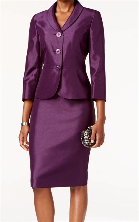 Le Suit New Plum Purple Womens Size 8 Three Button Skirt Suit Set