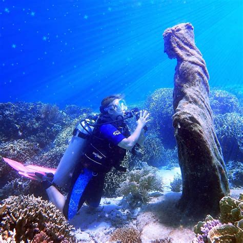 Unravelling The Mystery Of The Underwater Statues Of Alegria Cebu