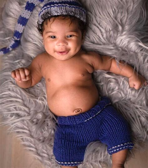Keyshia cole welcomes a son. Keyshia Cole Debuts Newborn Son On Social Media [Photos ...