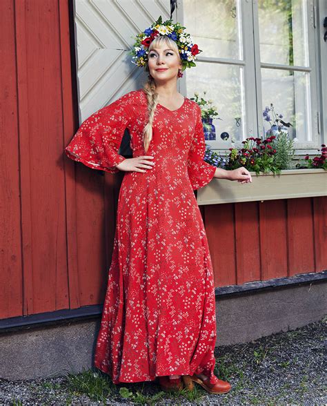 Cissi Och Selma Colourful Clothing To Spread Happiness
