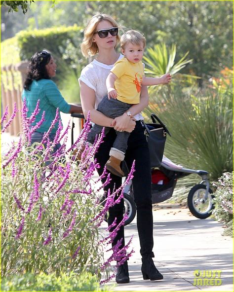 January Jones And Xander Spend Some Quality Time Together Photo 2977674