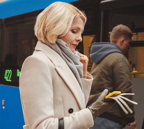 Компания about yandex © яндекс. Yandex Go — request rides, order food and deliver items in ...