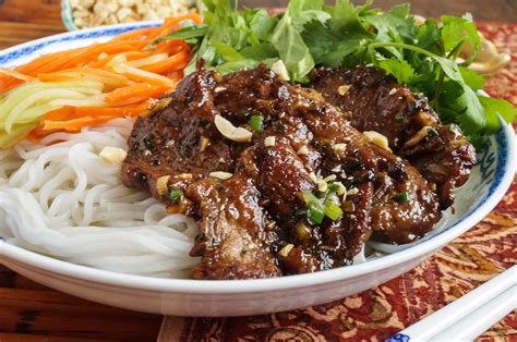Bún Thịt Nướng Vietnamese Grilled Pork With Rice Noodles Taras
