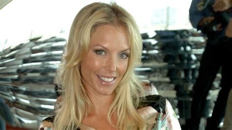 australian model annalise braakensiek has been found dead in her sydney apartment