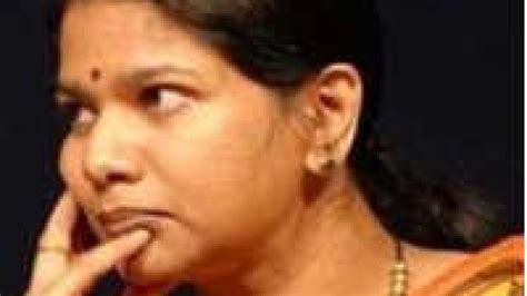 Kanimozhi Says She Ll Come Out Clean In The G Case Oneindia News