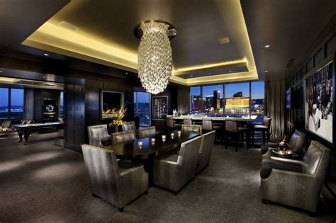 Table of contents who is tik tok star justine paradise? Justin Bieber Lives Large at Hard Rock Vegas Penthouse ...