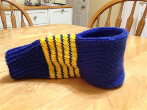 Sometimes winter catches you by surprise and you need a pair of mittens, quick! Cup Holder Mitten | Mitten, Mittens pattern, Hand warmers