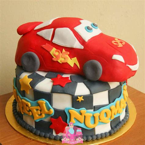 Pengisian kek ini sangat mudah dibuat. Kek Hari jadi Tema Cars :~ Lily Love Cake