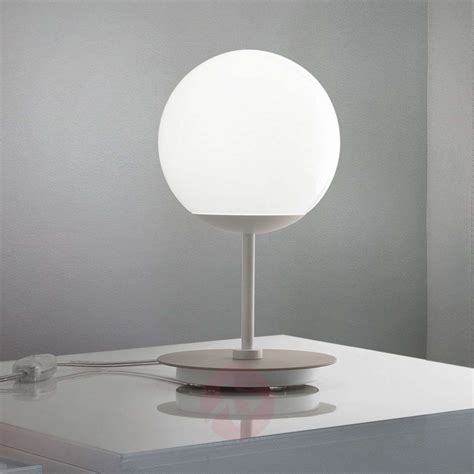 Cosa sarebbe un comodino senza lampada? Acquista Lampada da tavolo LED decorativa Sfera | Lampade.it