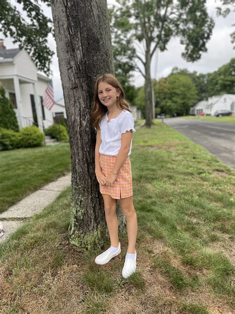 Alison Maloni on Twitter: "First day of school 🍎📕 ️ https://t.co