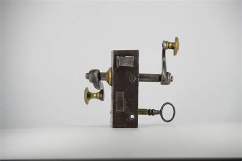 We supply and demonstrate one of the best french door & patio door security locks that are easy to fit and works by holding french door handles in place. 18thc French Door Lock | 625505 | Sellingantiques.co.uk