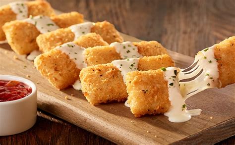 Apart from seeing the full olive garden menu with prices, we also recommend you to check out the olive garden vegan options. Fried Mozzarella | Lunch & Dinner Menu | Olive Garden ...
