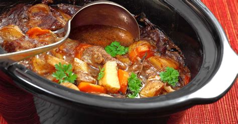7 Best Slow Cookers With Browning Feature Snappy Living
