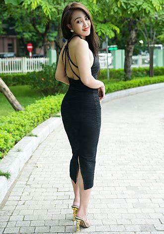 Asian Member Seeking Romantic Companionship Thi Phuong Cara From Ho Chi Minh City Yo Hair