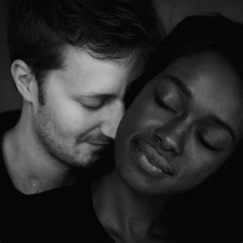 Touching Portraits Of Lovers And Their Stories Fubiz Media Trust